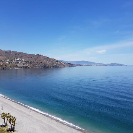 Atico En Almunecar. Primera Linea De Playa Con Vistas Espectaculares Eksteriør billede
