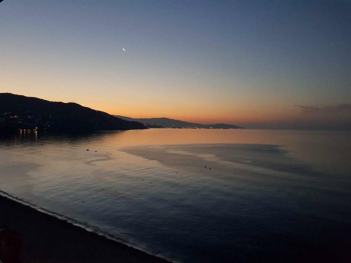 Atico En Almunecar. Primera Linea De Playa Con Vistas Espectaculares Eksteriør billede