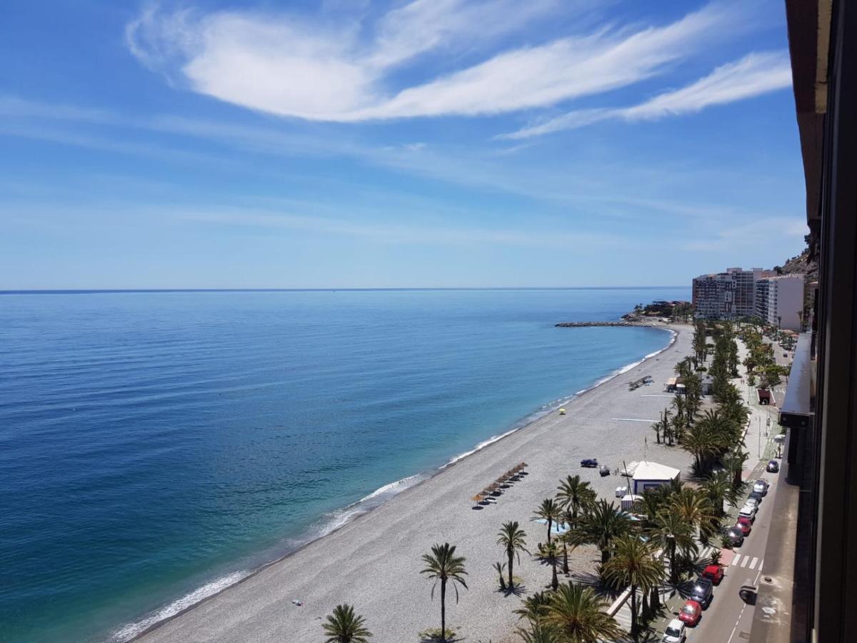 Atico En Almunecar. Primera Linea De Playa Con Vistas Espectaculares Eksteriør billede